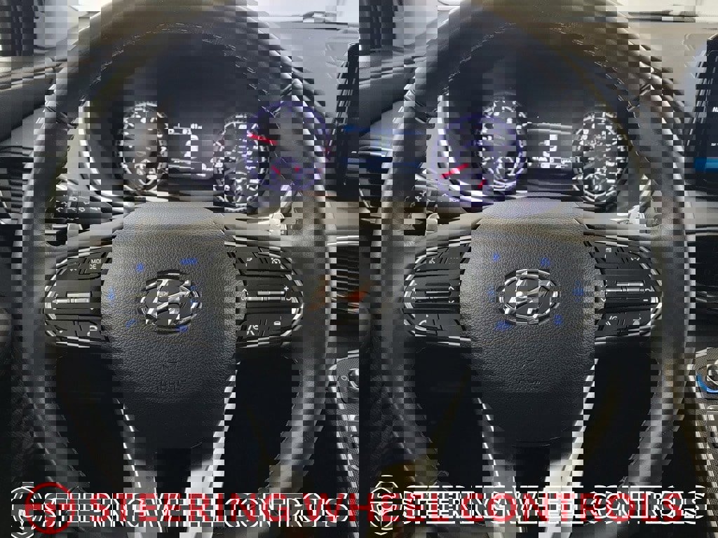 Used 2023 Hyundai Santa Fe SEL image 17