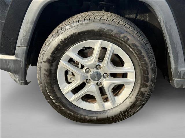 Used 2017 Jeep Compass Sport w/ Tech Group image 21