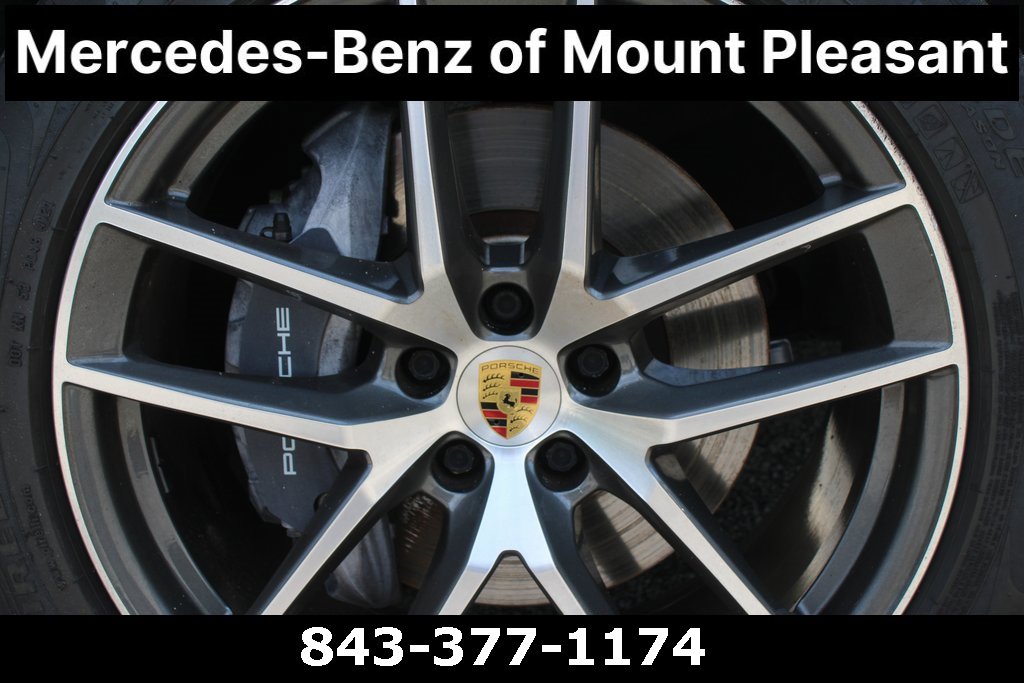 Used 2022 Porsche Macan image 17