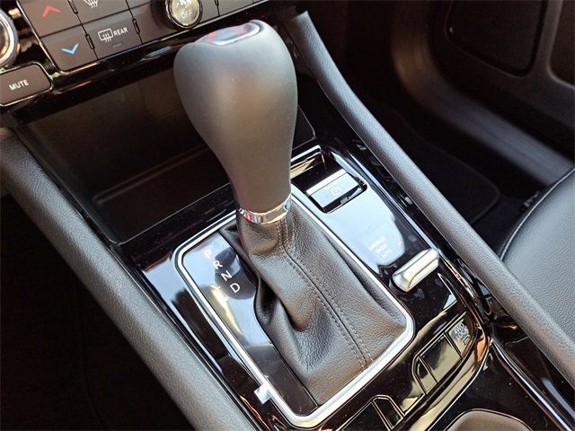 New 2026 Jeep Compass Limited image 19