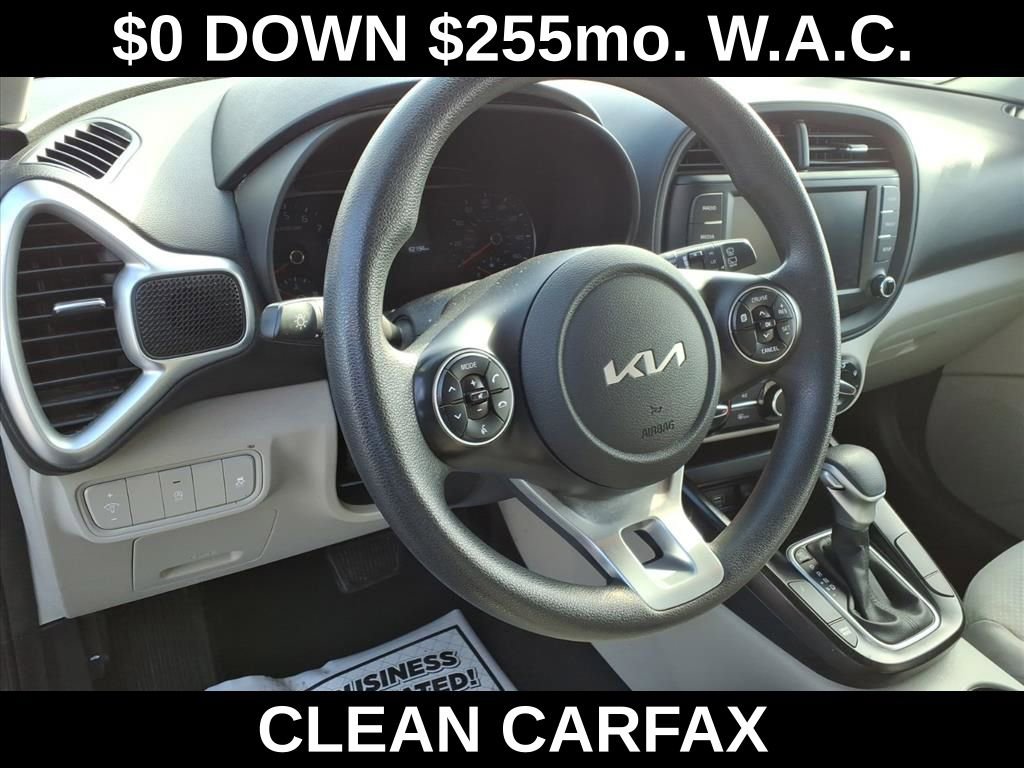 Used 2022 Kia Soul LX FWD image 15