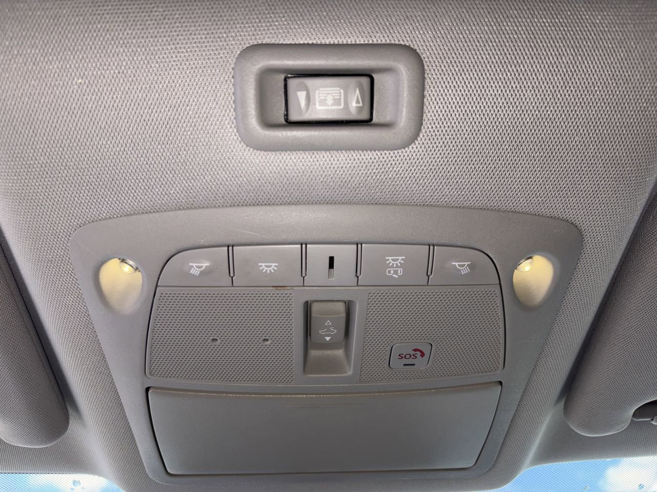 Used 2019 Nissan Pathfinder Platinum w/ Cargo Package FWD image 14