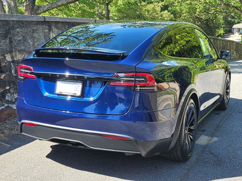 Used 2023 Tesla Model X image 11