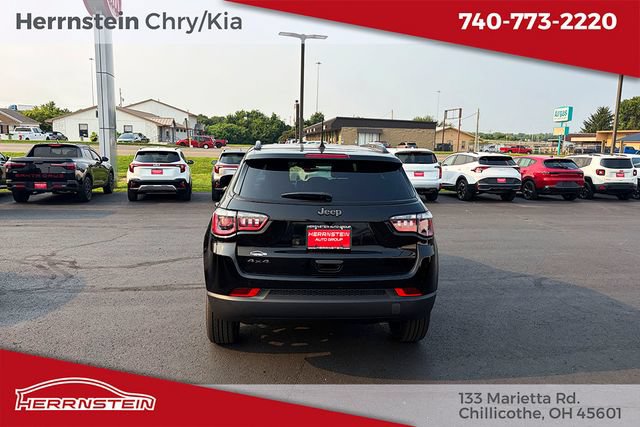 New 2026 Jeep Compass Latitude AWD/4WD image 30