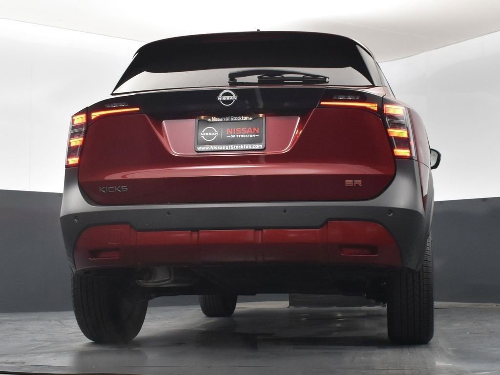 New 2025 Nissan Kicks SR FWD image 42