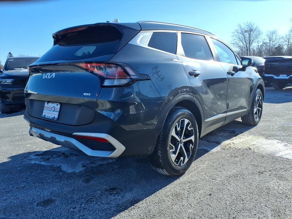 Used 2024 Kia Sportage EX image 18