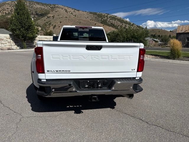 Used 2026 Chevrolet Silverado 3500 LT w/ All Star Edition AWD/4WD image 8