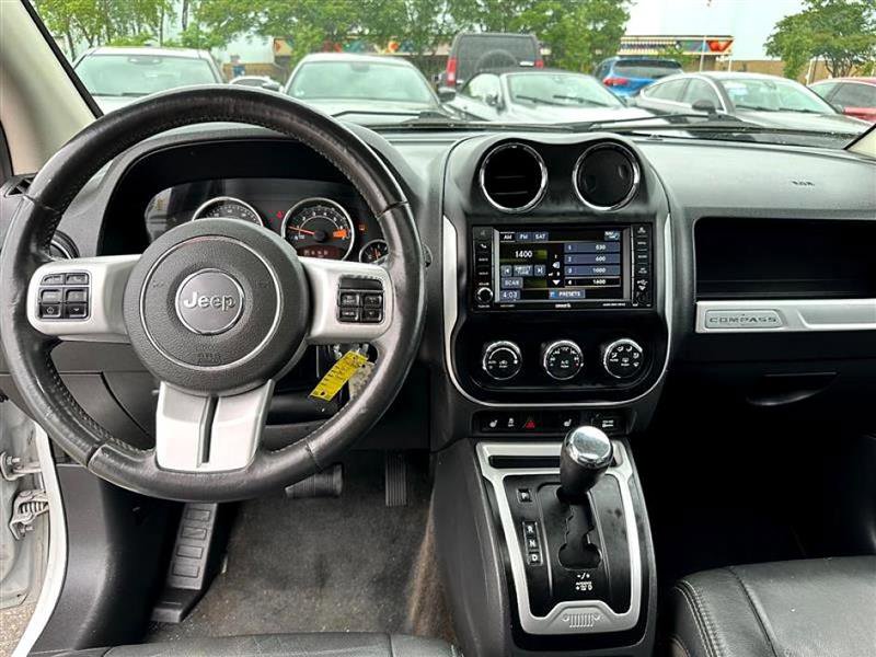 Used 2017 Jeep Compass High Altitude AWD/4WD image 18