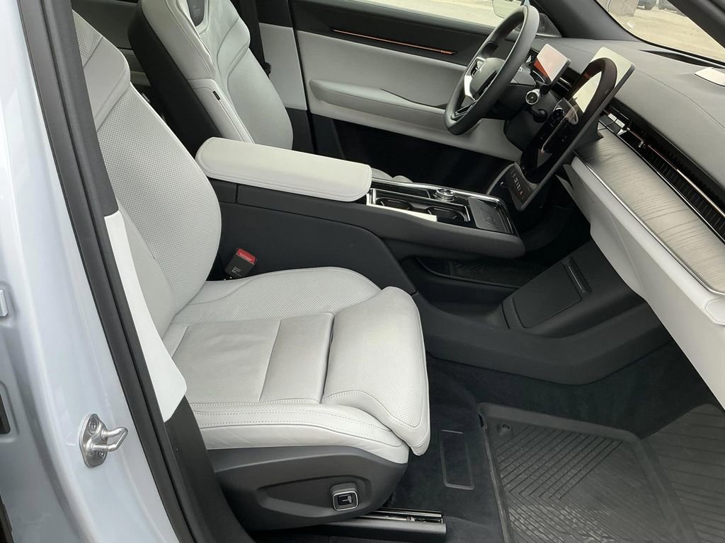 Used 2025 Polestar Polestar 3 AWD/4WD image 19