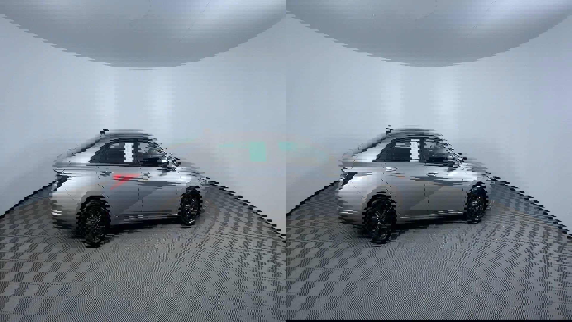 Used 2021 Hyundai Elantra SEL w/ Convenience Package image 9