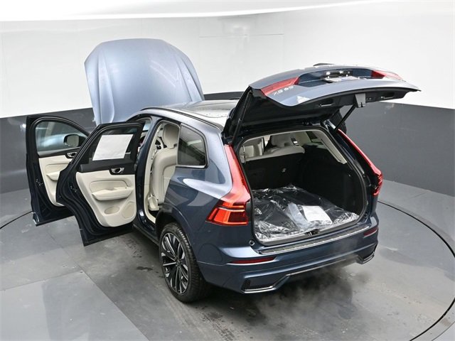 New 2026 Volvo XC60 B5 Ultra w/ Protection Package Premier image 43
