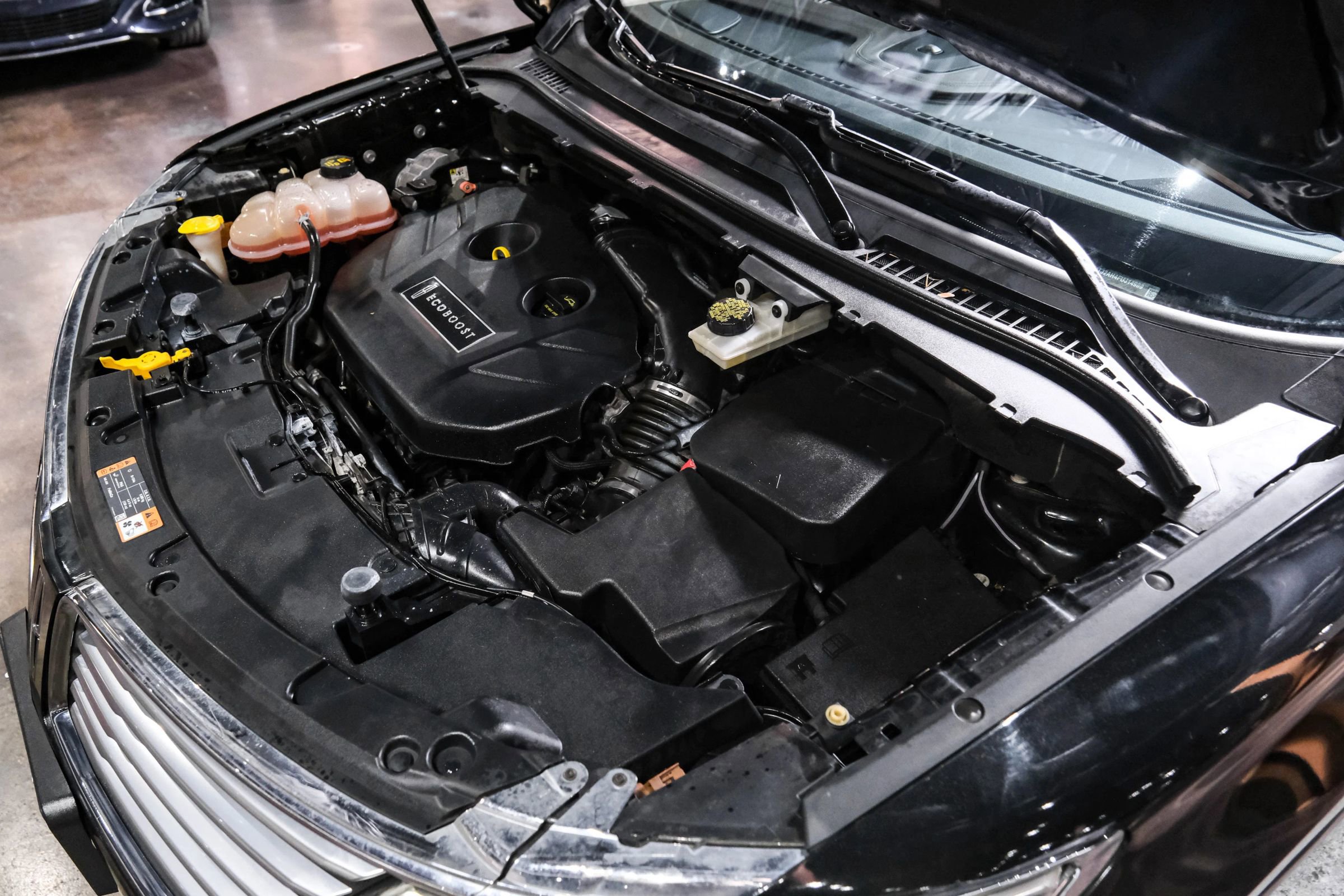 Used 2015 Lincoln MKC AWD w/ Equipment Group 102A Reserve image 36