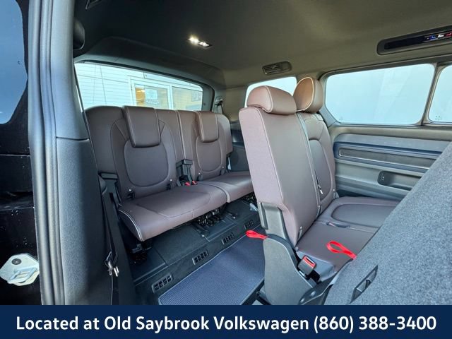 New 2025 Volkswagen ID. Buzz Pro S RWD image 23