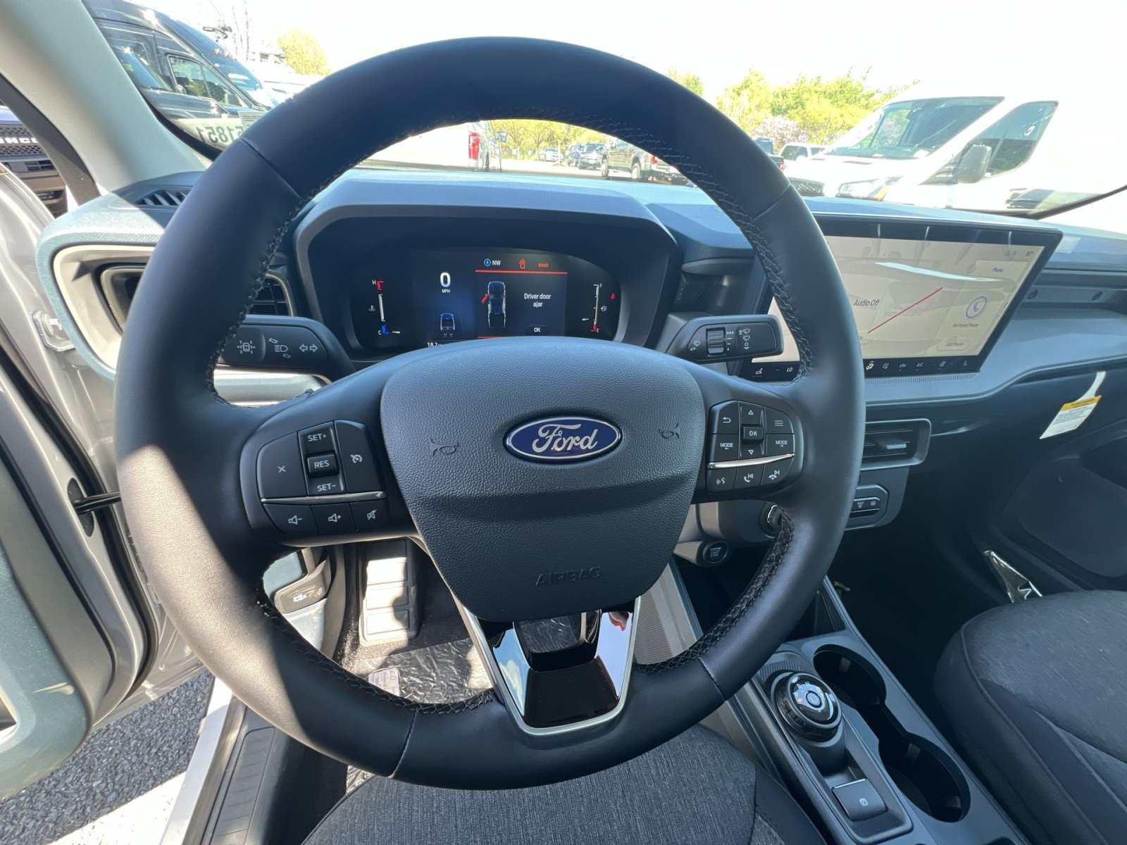 New 2025 Ford Maverick XLT w/ XLT Luxury Package AWD/4WD image 24