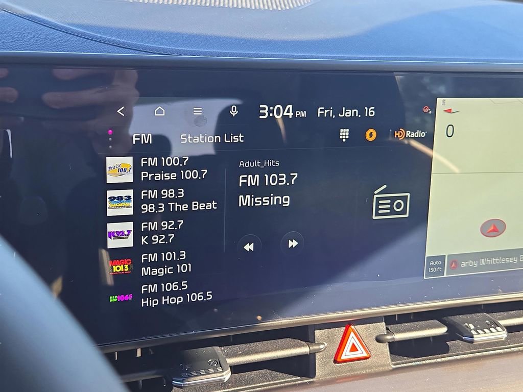 Certified 2025 Kia Sportage EX w/ Premium Package image 28