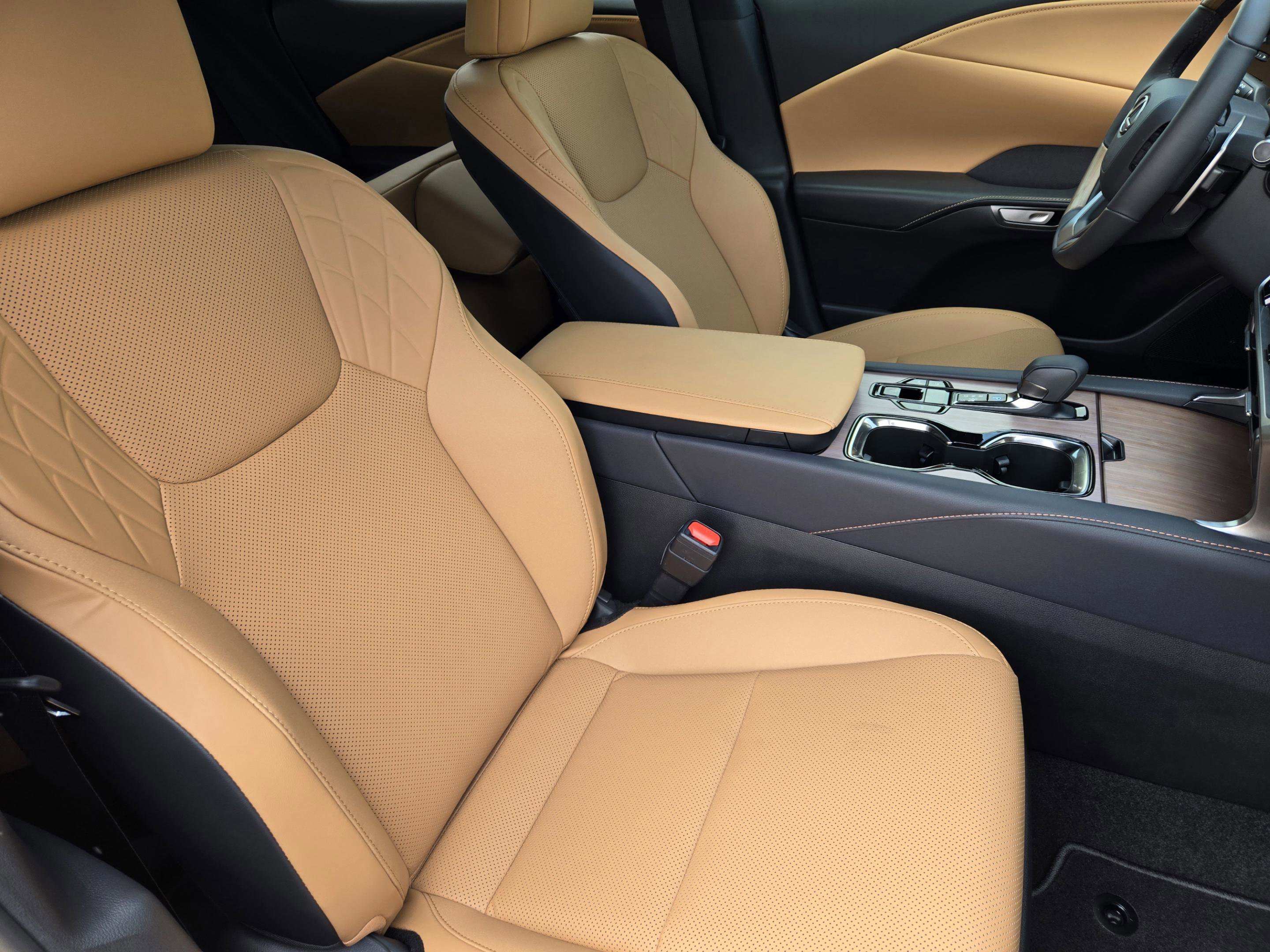 New 2026 Lexus RX 350h AWD/4WD image 6