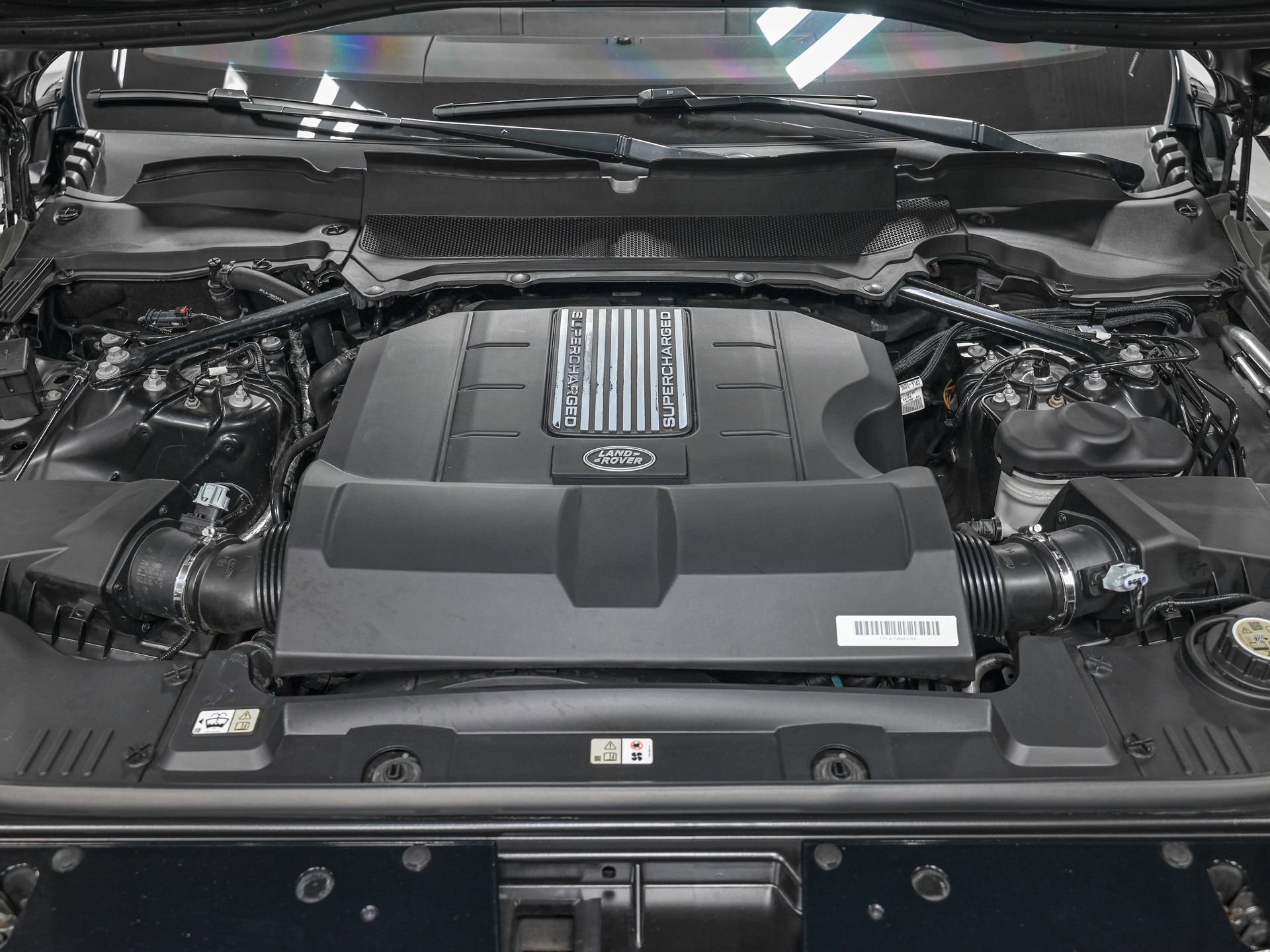 Used 2022 Land Rover Range Rover P525 Westminster Edition image 12