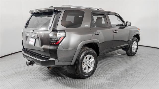 Used 2018 Toyota 4Runner SR5 AWD/4WD image 7