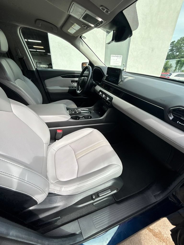 Used 2025 Honda Pilot EX-L image 25