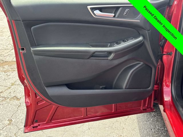 Used 2021 Ford Edge SEL w/ Convenience Package AWD/4WD image 9
