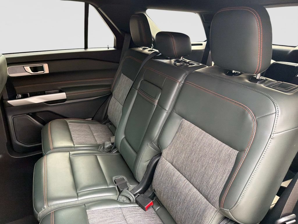 Used 2024 Ford Explorer Timberline w/ Timberline Technology Package AWD/4WD image 14