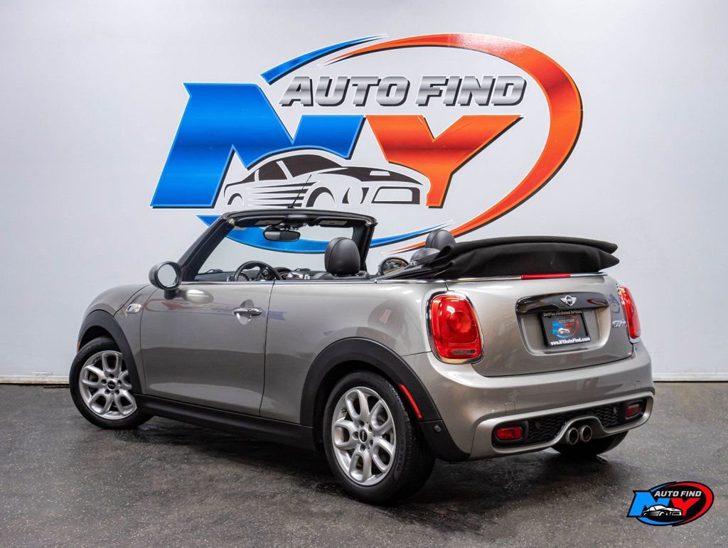 Used 2018 MINI Cooper S image 3
