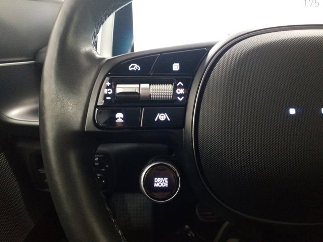 Certified 2024 Hyundai Ioniq 6 Limited RWD image 4