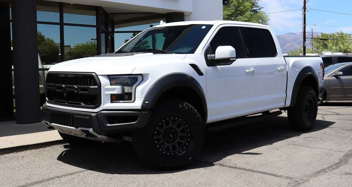Used 2019 Ford F150 Raptor w/ Equipment Group 802A Luxury AWD/4WD image 2