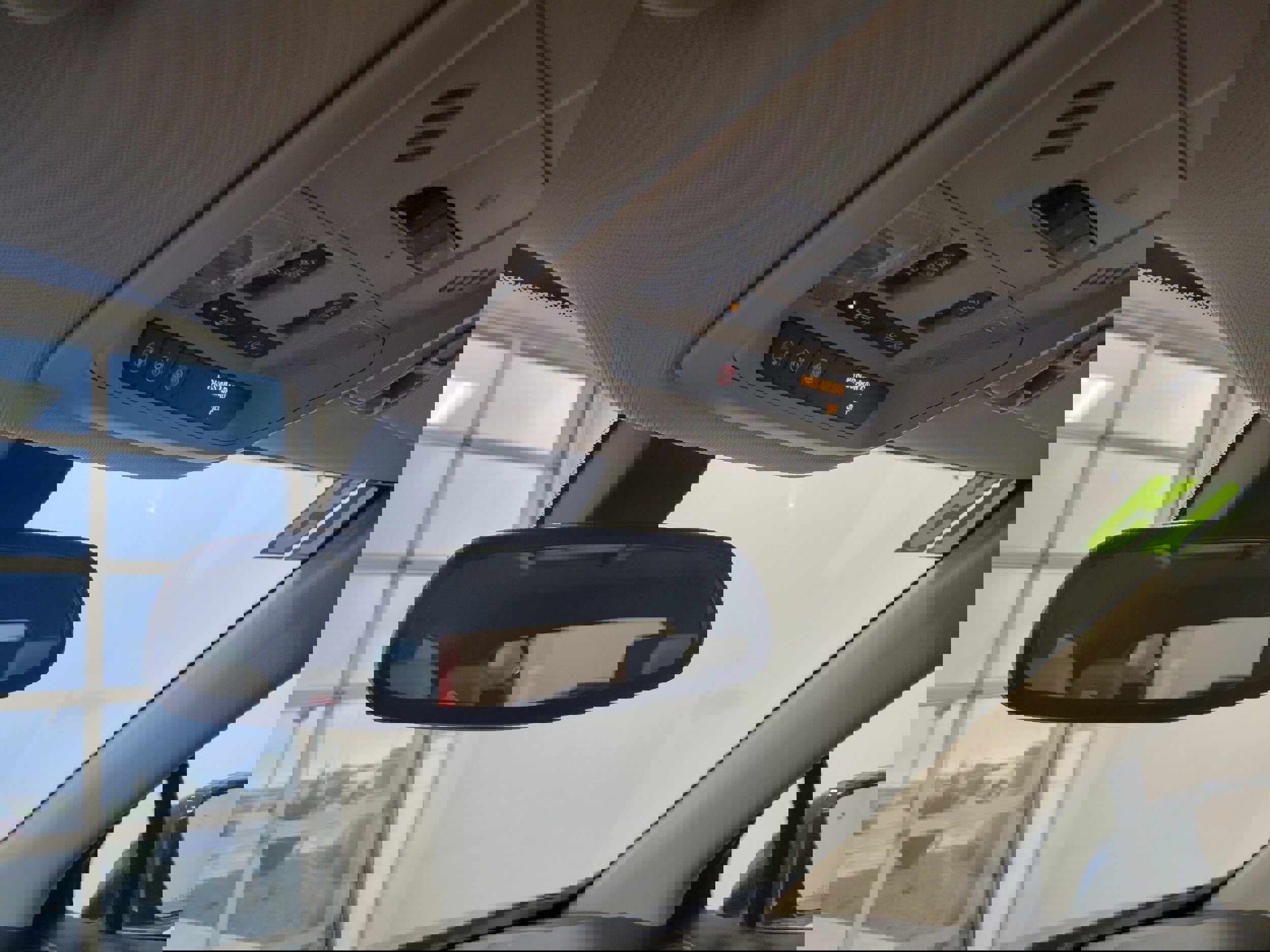 Used 2019 Buick Enclave Essence AWD/4WD image 20