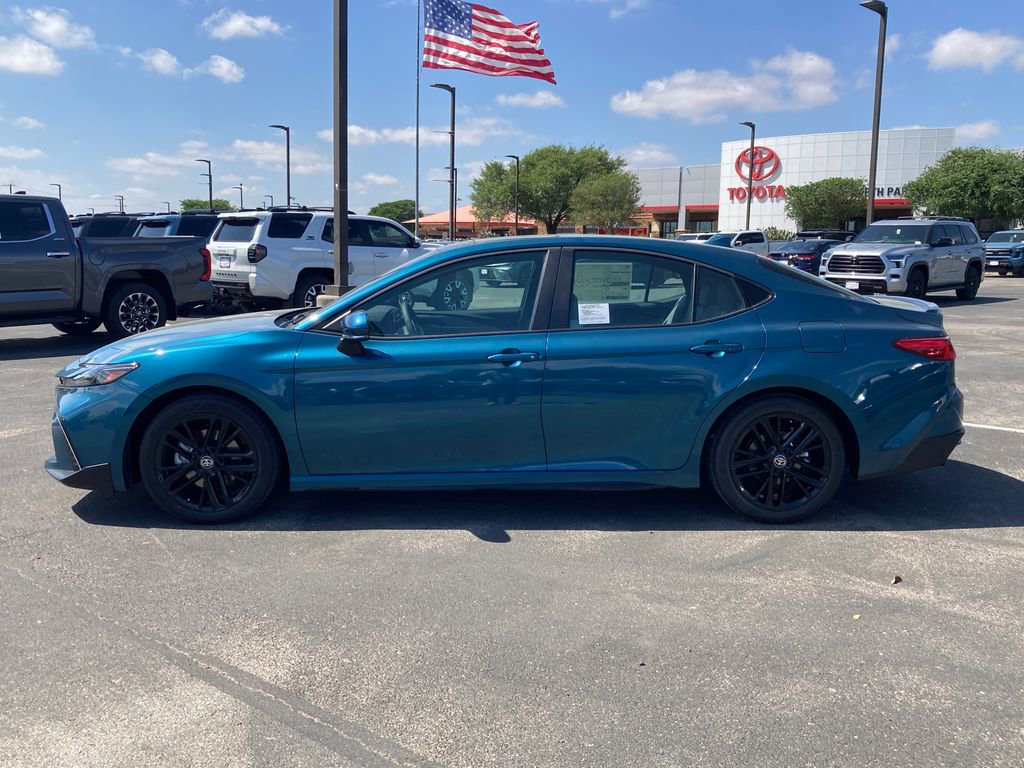 New 2026 Toyota Camry SE FWD image 8