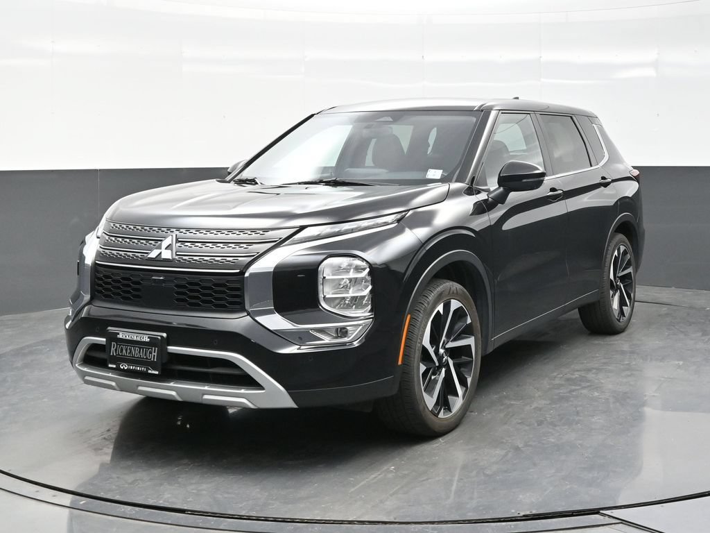 Used 2024 Mitsubishi Outlander SE AWD/4WD image 2