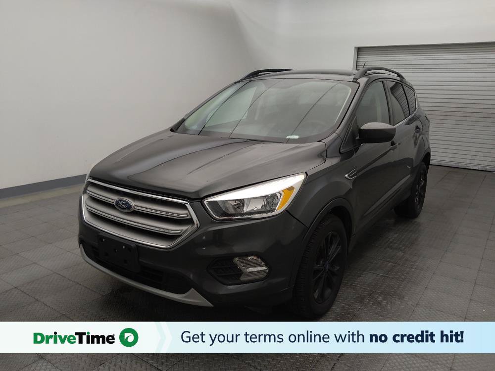 Used 2018 Ford Escape SE FWD image 1
