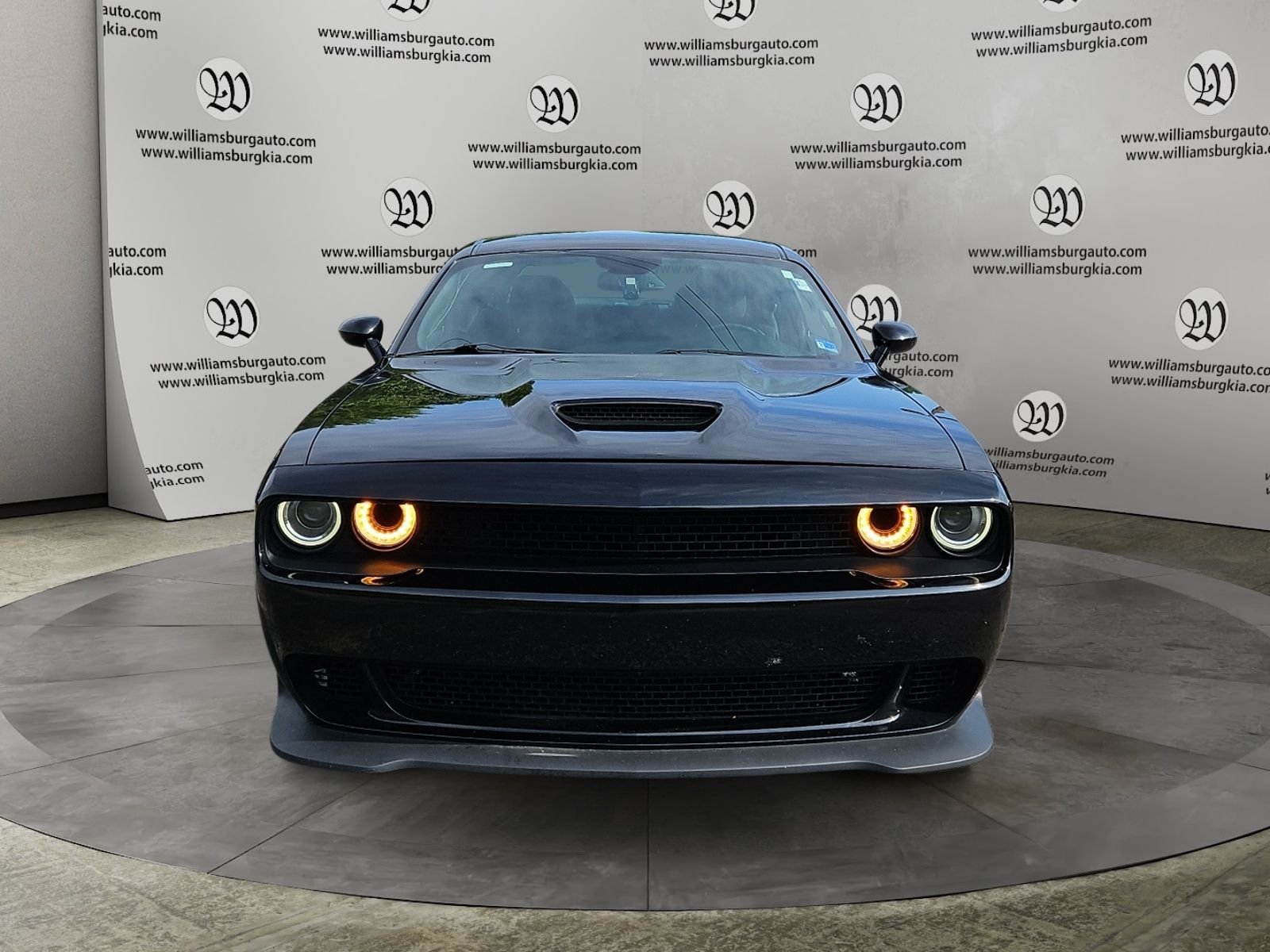 Used 2021 Dodge Challenger R/T RWD image 8