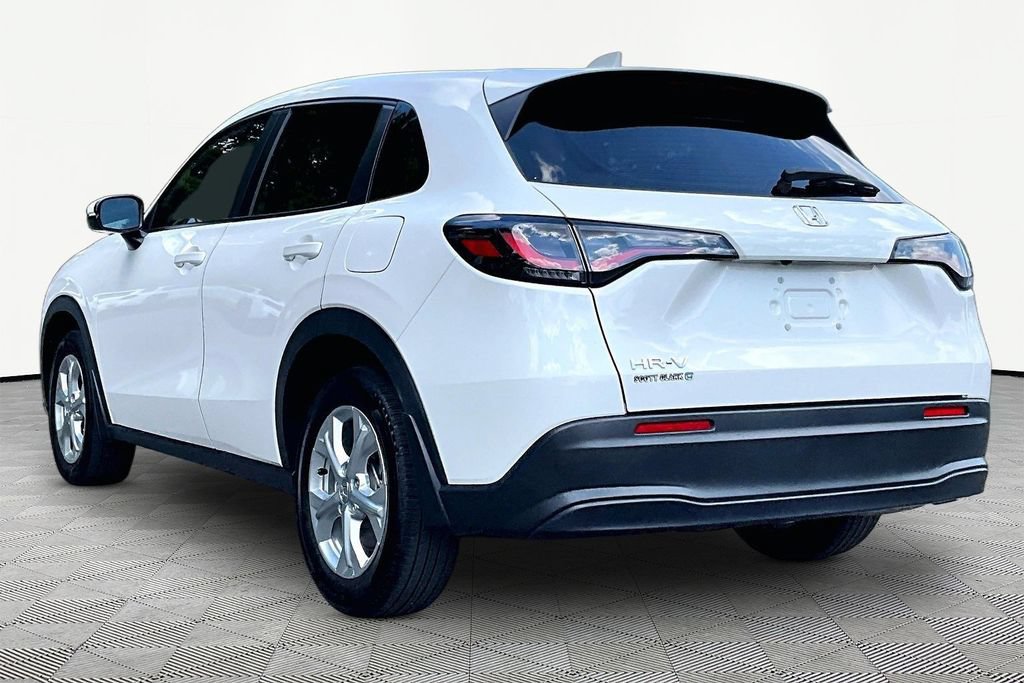 Certified 2025 Honda HR-V LX image 4