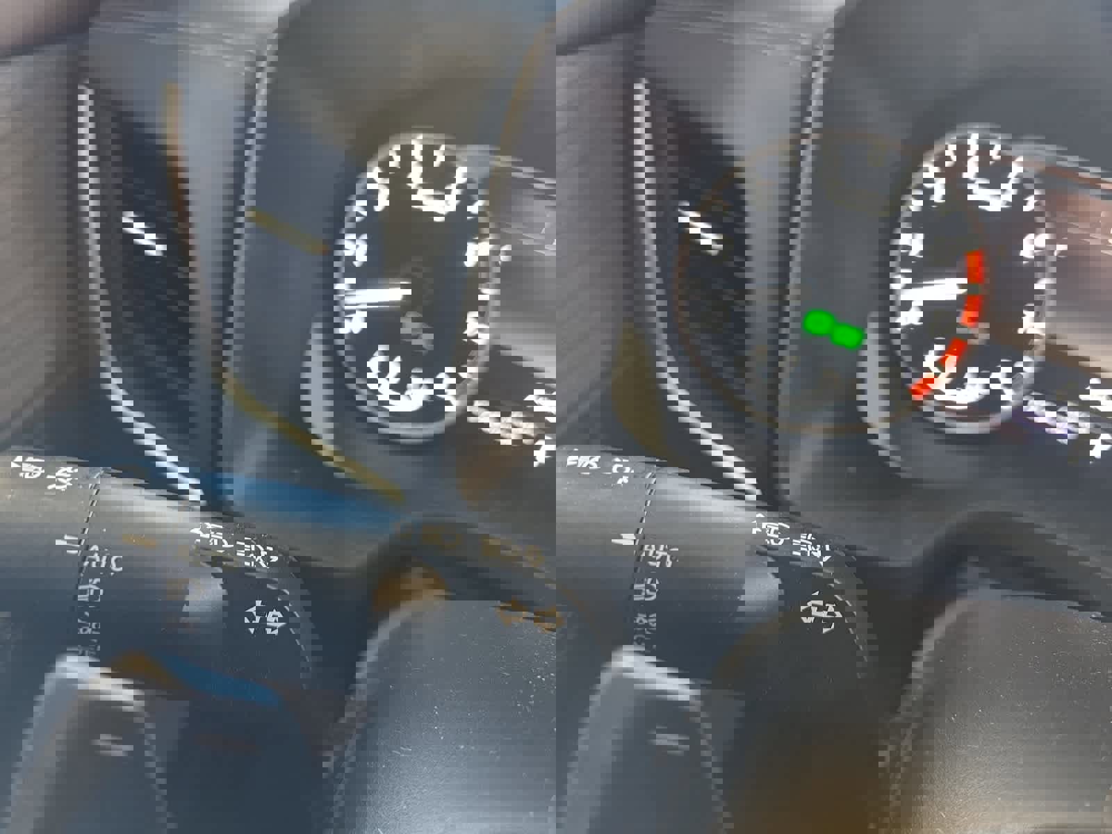 Used 2021 Nissan Rogue S image 30