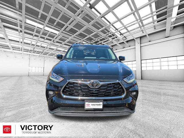 New 2026 Toyota Highlander Limited AWD/4WD image 10