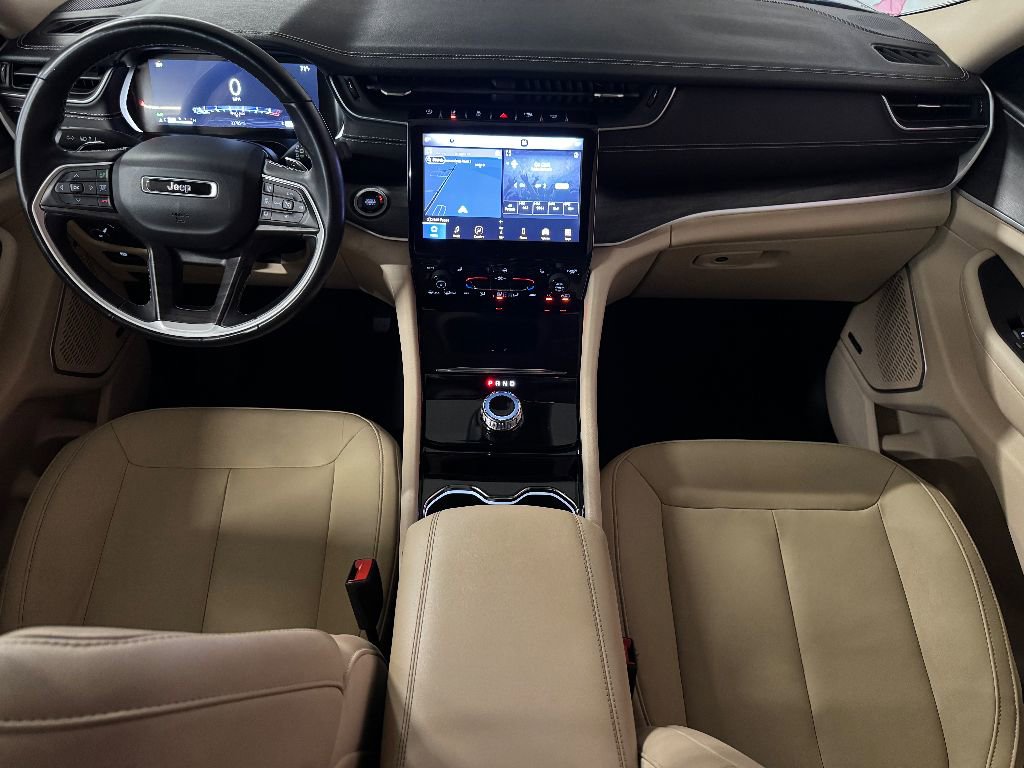 Used 2021 Jeep Grand Cherokee L Limited image 20