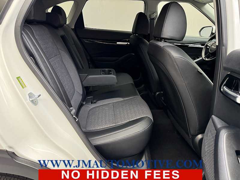 Used 2024 Kia Seltos X-Line AWD/4WD image 17