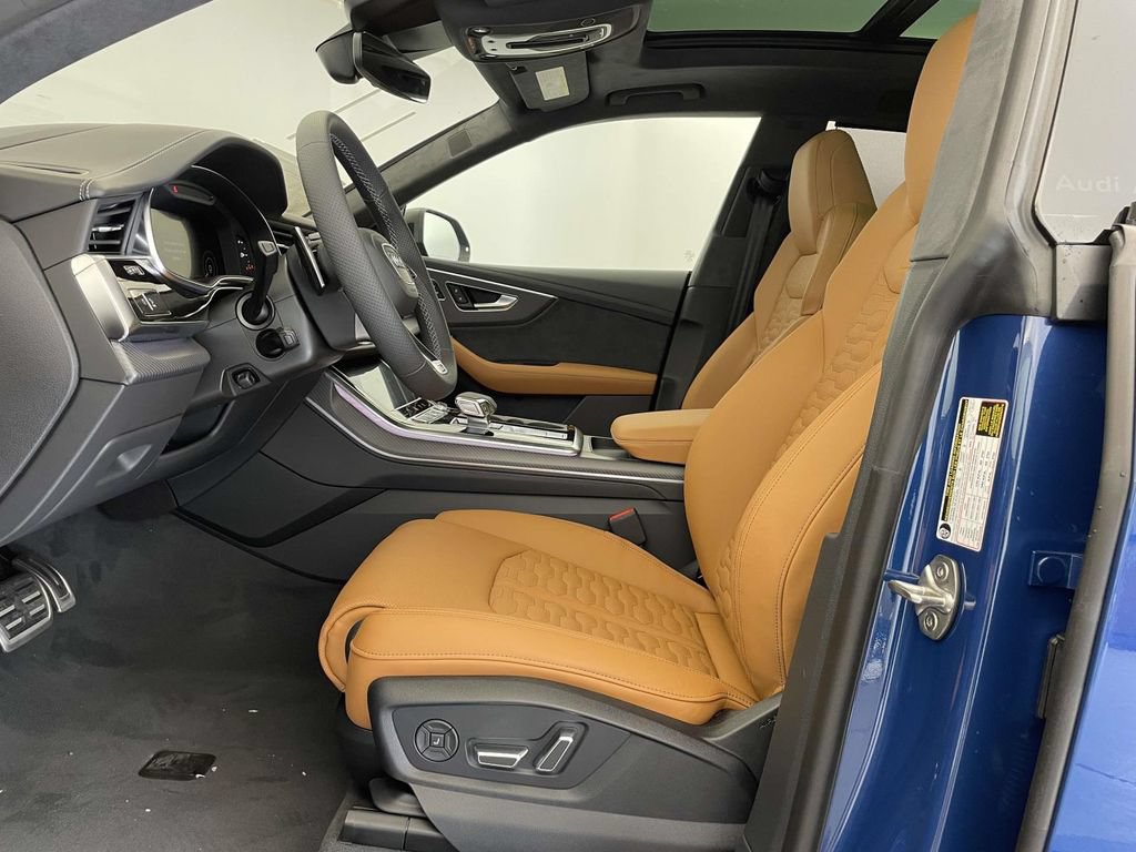 New 2027 Audi RS Q8 performance AWD/4WD image 5