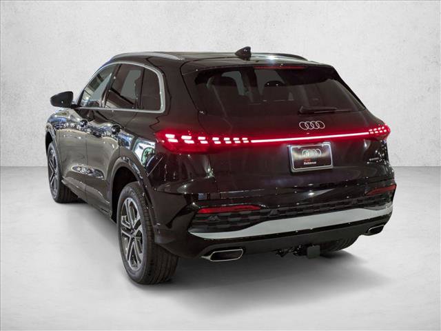 New 2025 Audi Q5 Premium w/ Convenience Package AWD/4WD image 8