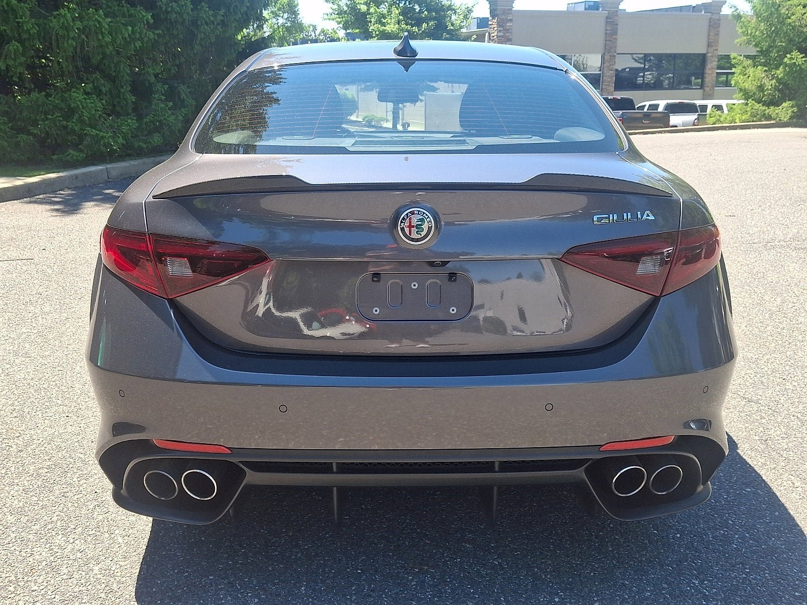 Used 2018 Alfa Romeo Giulia Quadrifoglio w/ Driver Assist Dynamic Package RWD image 5