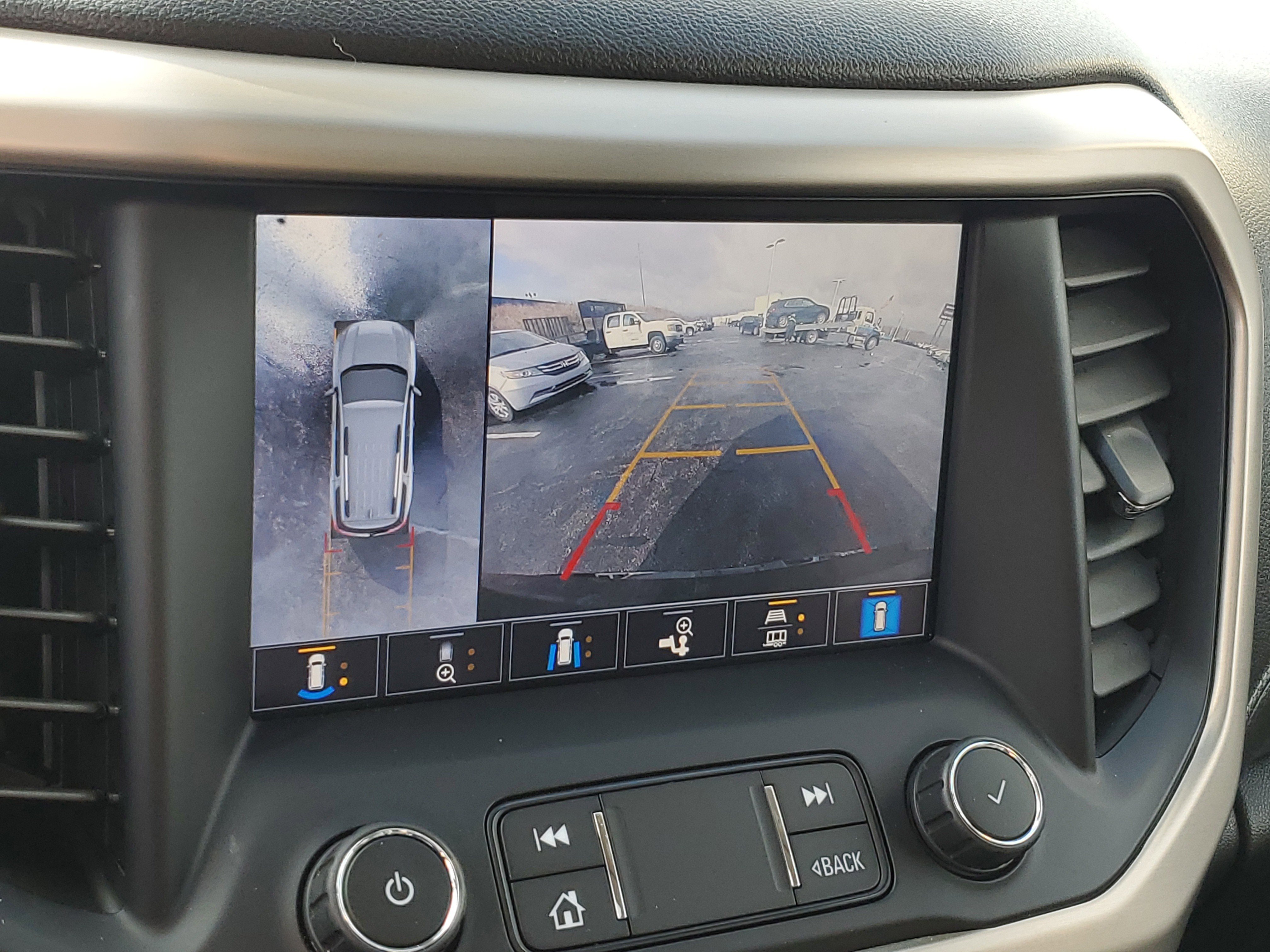 Used 2021 GMC Acadia Denali w/ Denali Ultimate Package image 20