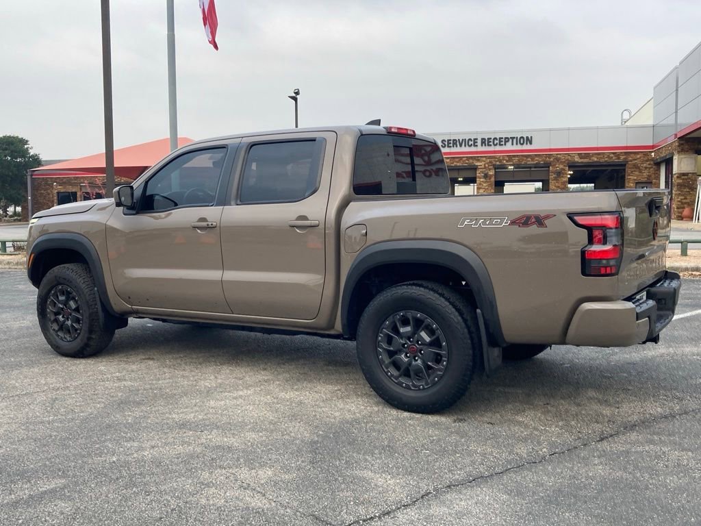 Used 2023 Nissan Frontier PRO-4X w/ Pro-4X Premium Package AWD/4WD image 5