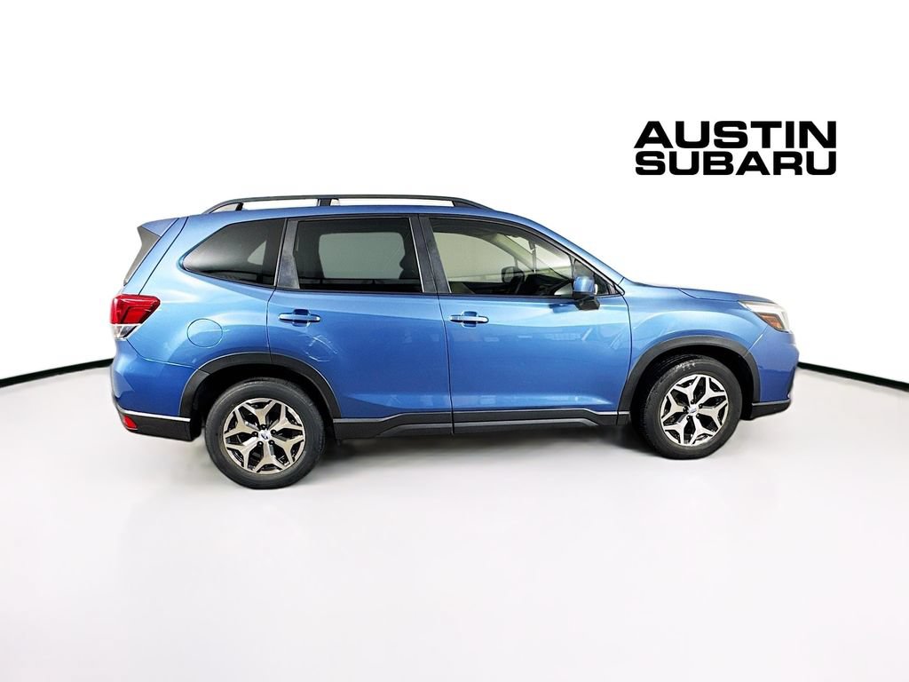 Used 2021 Subaru Forester Premium AWD/4WD image 8
