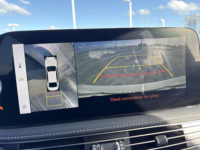 Certified 2023 Lexus LS 500 w/ Interior Upgrade Package image 17