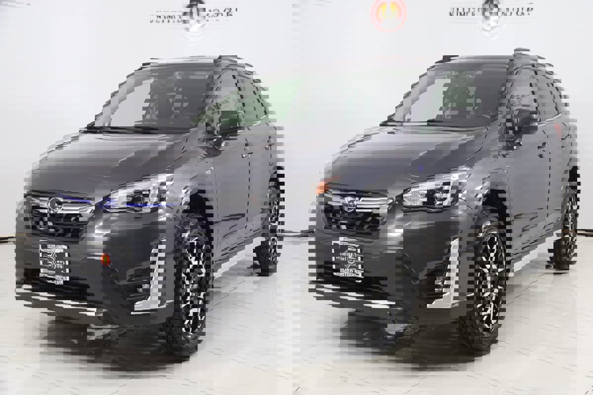Used 2023 Subaru Crosstrek Hybrid image 5
