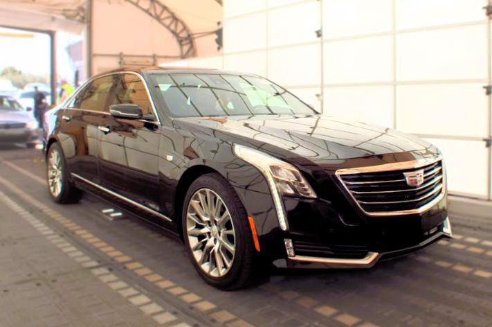 Used 2017 Cadillac CT6 Luxury AWD/4WD image 4