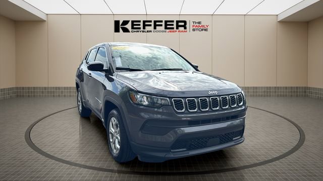 Certified 2024 Jeep Compass Sport image 7