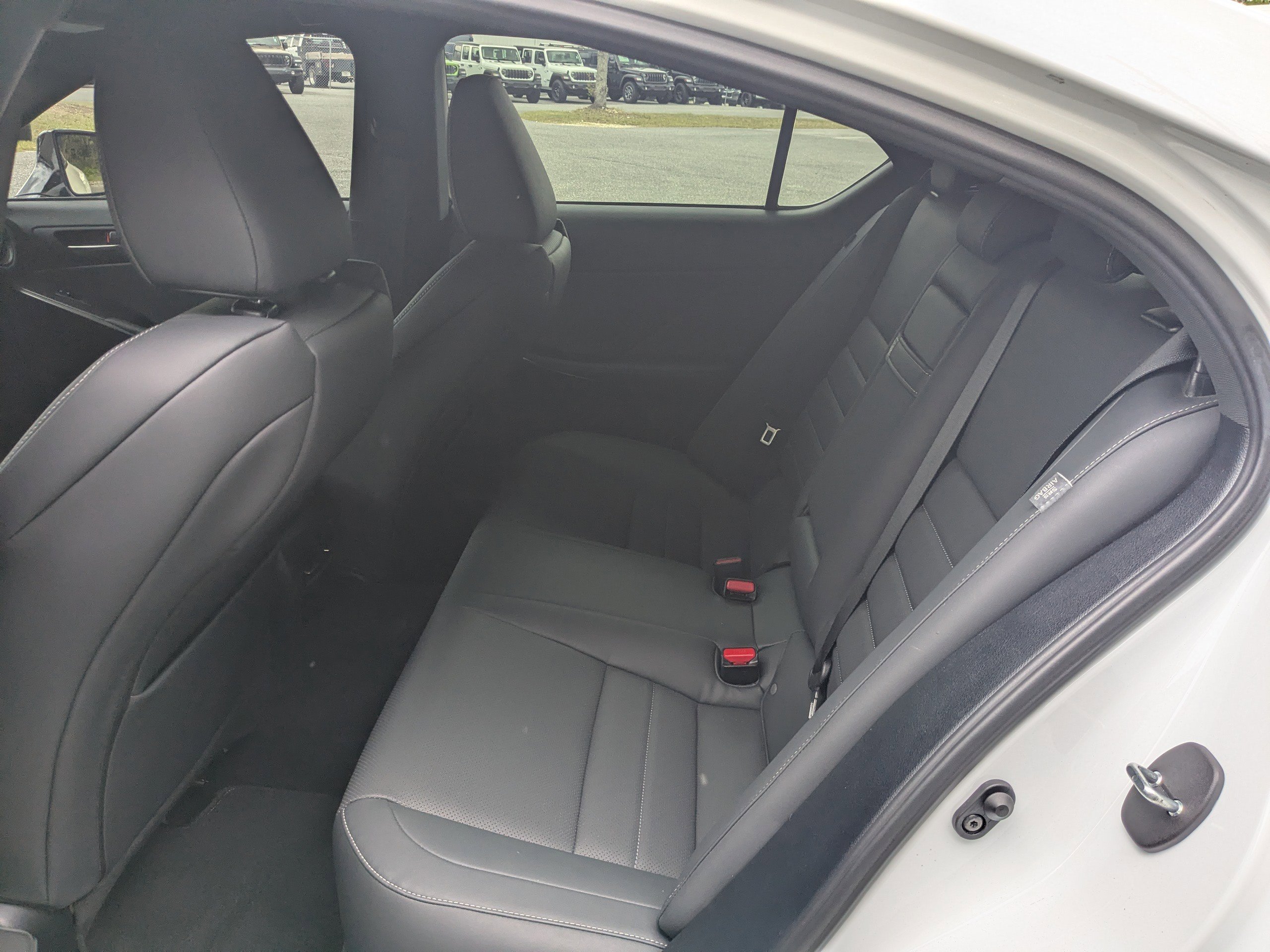 Used 2023 Lexus IS 350 F Sport w/ Memory Package RWD image 12