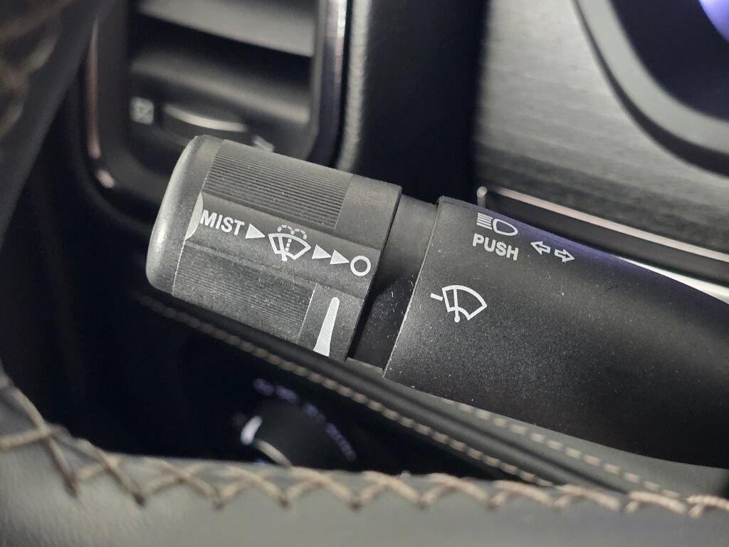 Used 2024 RAM 2500 Limited AWD/4WD image 30